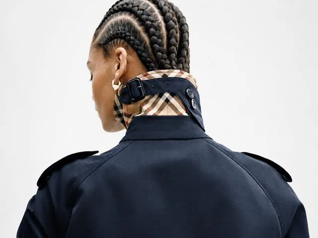 Burberry та V&A покажуть історію тренча на виставці в Лондоні