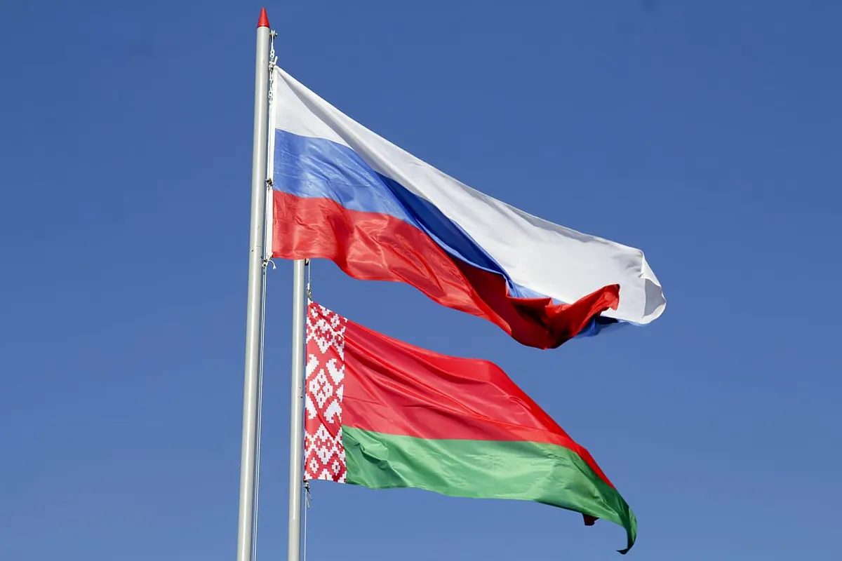 Литва пропонує посилити санкції для росіян та білорусів