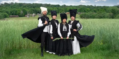 Осіння афіша: ДахаБраха, Кассандра і Смерть комівояжера