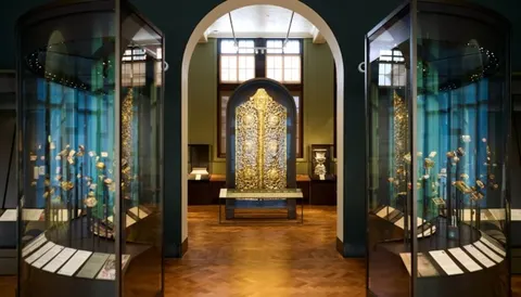 Сакральні скарби Києва показали в Лондоні: виставка у V&A триватиме до 2027