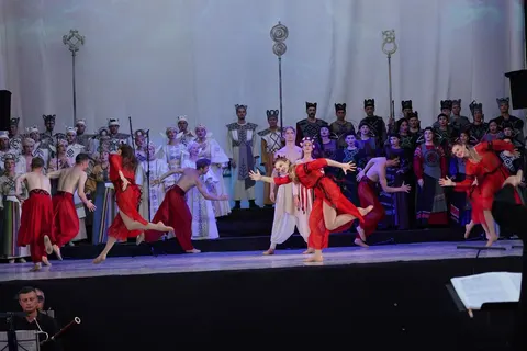 У Жовкві стартував новий міжнародний театральний фестиваль просто неба