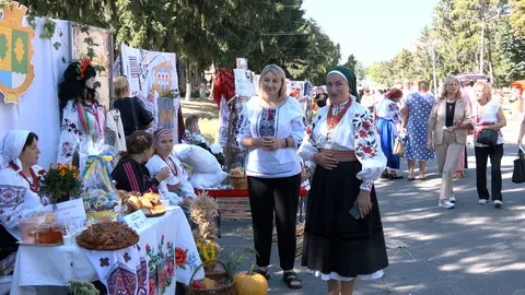 Автентичні страви Поділля відтворили в Іллінцях: печеня, грабчак і хліб на заква