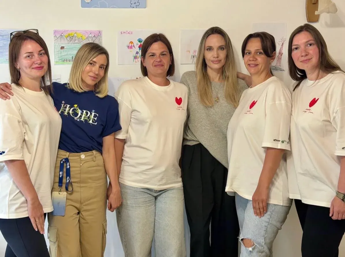Анджеліна Джолі в Харкові: підземні студії, де триває дитинство