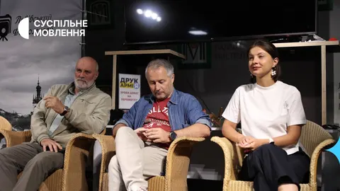 Майбутнє фотографії та ШІ: у Львові говорили про межі документа
