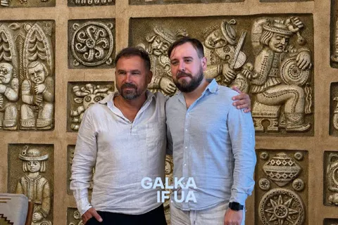 «Спитайте Мієчку»: перша прем'єра Дмитра Захоженка у Франківську