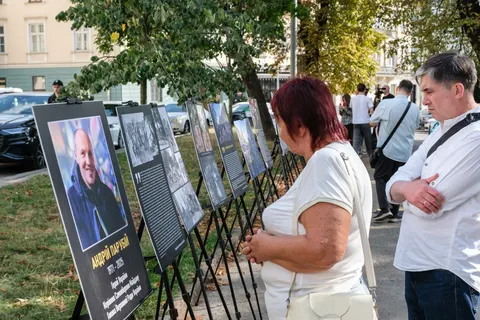 Роковини Андрія Парубія: у Львові вшанували пам'ять і відкрили виставку