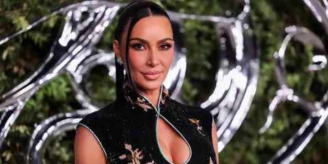 Кім Кардаш'ян і Льюїс Гамільтон у Saint Laurent на відкритті музею Лукаса
