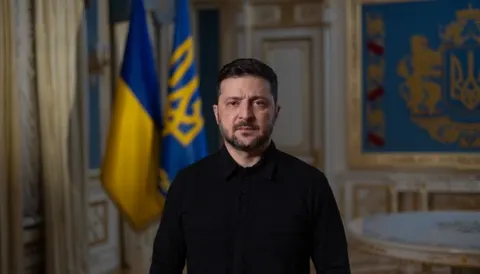 Духовні скарби нації: у Лаврі відкрили виставку за участі Зеленського та ЮНЕСКО