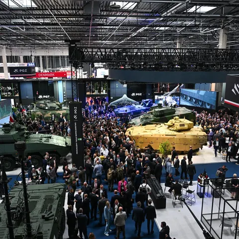 Сім набоїв на виставці зброї в Кельце: історія одного затримання